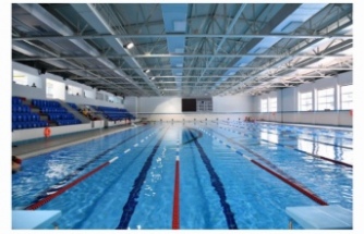 Mehmet Akif Ersoy yüzme havuzu yıkılıyor.