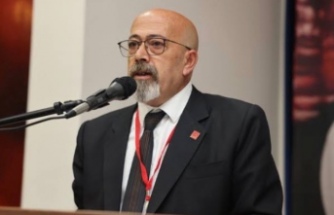 PEKŞEN'DEN PLAKA TEPKISI