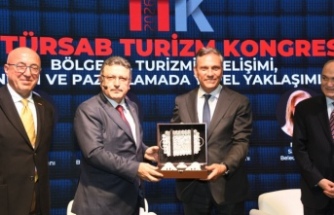 BAŞKAN GENÇ: TRABZON, EVRENSEL ÇEKİCİLİĞE SAHİP BİR DÜNYA ŞEHRİDİR