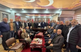 Başkan Sivrikaya topladı