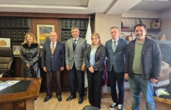 Başkan Karslı, Başkan Erdem’i ziyaret etti