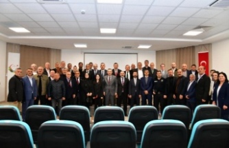 Vali Şahin Arsin’de