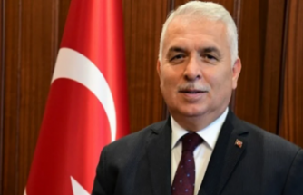 Vali Aziz Yıldırım görevden alındı