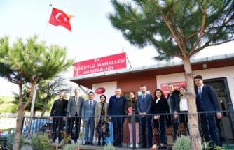 Vali, Kaymakam ve AKP İlçe Başkanı Muhtarlıkları Birlikte Ziyaret Ediyorlar