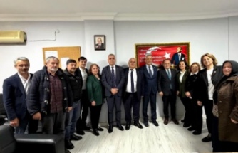 CHP’liler Başkan emir zeoğlunu ziyaret ettiler.