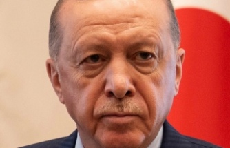 Cumhurbaşkanı Erdoğan Trabzonspor’u tebrik etti.