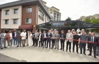 Ortahisar’da yeni bir işletme hizmete açıldı.