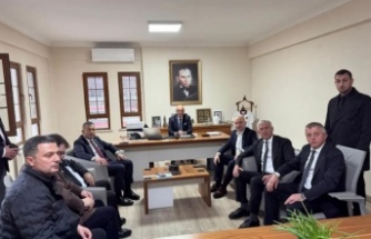 Vali Şahin AKP milletvekilleri ile Özçay’ı ziyaret ettiler.