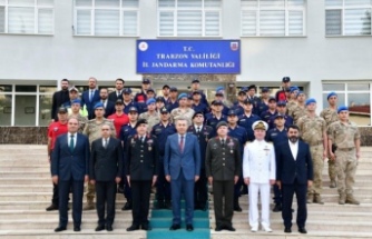 Vali Şahin il jandarma Komutanlığı’nı ziyaret etti