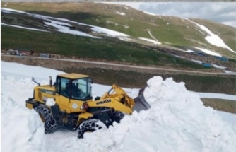 ÇAYKARA İLÇESİ İLE BABYURT İLİ ARASINDAKİ DEMİRKAPI YEDİGÖLLER  YOLU ARAÇLARIN ULAŞIMINA AÇILDI..