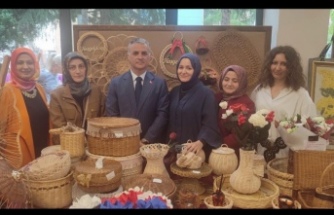 Başkan Bıyık geleneksel el sanatları sergisini ziyaret etti