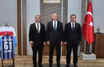 Kaymakamları veda ettiler