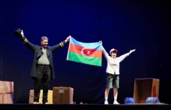 6. AÇIK HAVA TİYATRO GÜNLERİ AKÇAABAT'TA SANAT DOLU ANLARLA TAMAMLANDI
