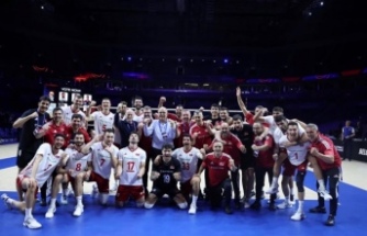 Erkek voleybolcular çeyrek finale yükseldiler