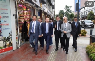 Karaismailoğlu şehri arşınlıyor.