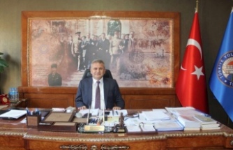 GEDİKLİ: “BÜYÜK ZAFERİN GURURUNU MİLLETÇE YAŞIYORUZ”