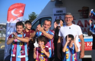 BAŞKAN KAYA, TRABZONSPOR TARAFTARLARINA 3 BİN KAŞKOL HEDİYE ETTİ
