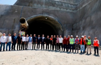 AKÇAABAT’TA YATIRIMLAR YERİNDE İNCELENİYOR