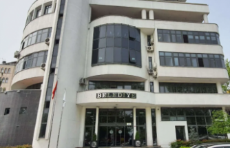 AKÇAABAT BELEDİYESİNDEN ÖĞRENCİLERE KIRTASİYE DESTEĞİ