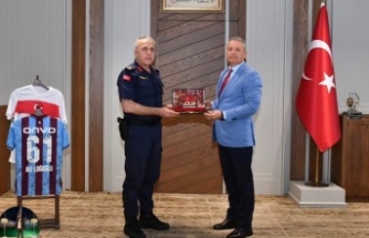 Bahattin Paşa  İl emniyet müdürü Loğoğlu’na veda etti