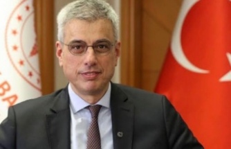 Bakan Prof. Dr memişoğlu sağlıkçılara teşekkür etti.