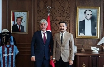 Başkan Çebi, Kaymakam Uzun’u ziyaret etti