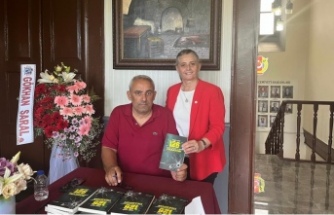 Gazeteci Yazar Enis Yıldırım’ın İmza Günü