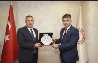 Pakistan Başkonsolosu, Başkan Çelebi’yi ziyaret etti