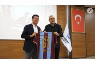 Sanatçı Sunay Akın Zafere Giden Yolu Anlattı