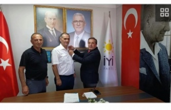 Şehit Aileleri Dernek Başkanı Karaca İYİ Parti‘ye Katıldı