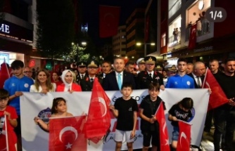 Zafer Bayramı’nda Fener Alayı Muhteşemdi