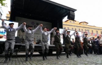 TRABZON İLE MARDİN ARASINDA GÖNÜL KÖPRÜSÜ BULGUR FESTİVALİ İLE PEKİŞTİ