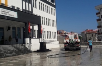 AKÇAABAT’TA OKULLAR YENİ EĞİTİM ÖĞRETİM YILINA HAZIRLANIYOR