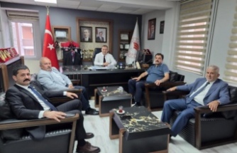 Başkanlar il müdürü Kaplan’ı ziyaret ettiler