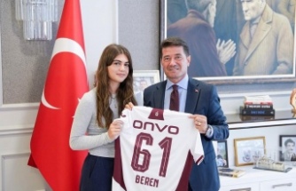 Beren İmamoğlu, Başkan Kaya’yı ziyaret etti