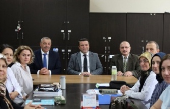 Kaymakam Ocak Yomra Anadolu Lisesini Ziyaret Etti