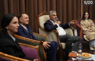 Milletvekili Büyükaydın Gençlerle Buluştu