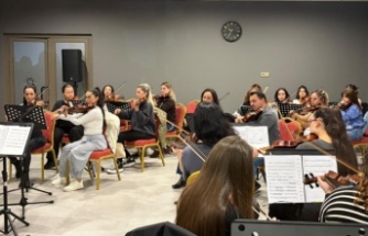 AKÇAABAT’TA KONSER HAZIRLIKLARI SÜRÜYOR