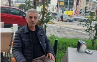 Ali yurtsever Hakka yürüdü.