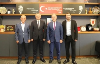 Başkan Baykal il müdürü Dr Topsakal’ı ziyaret etti