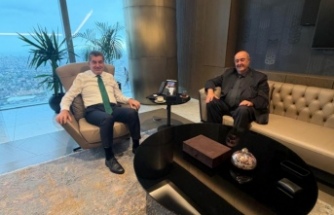 Başkan Cantemur Başkan emiroglu’nu kabul etti.
