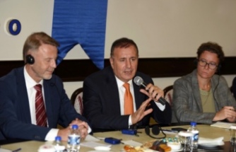 Başkan Çelebi’den AB büyükelçilerine vize sitemi