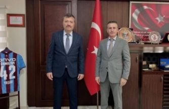Başkan hacı Salihoğlu defterdar Yaşar’ı ziyaret etti.