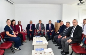 KTÜ Farabi Hastanesi Psikiyatri Bölümünü ziyaret ederek Başhekim Prof. Dr. Celal Tekinbaş ve Psikiyatri Bölüm Başkanı Prof. Dr. Evrim Özkorumak Karagüzel ile bir araya geldik.