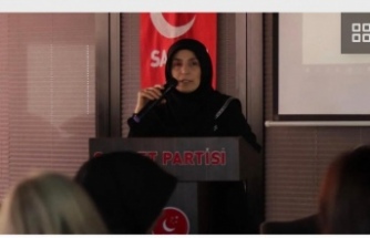 SAADET PARTİSİ TRABZON KADIN KOLLARI BAŞKANI SEBANUR ÇELİK: "AHLAK VE DENETİMİN OLMADIĞI YERDE SOFRALARIMIZ GÜVENDE DEĞİL"
