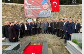 Şehidini Unutmadı