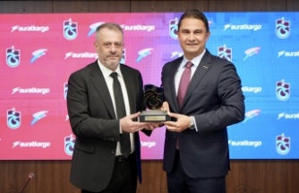 Sürat Kargo ile sponsorluk anlaşmamız yenilendi
