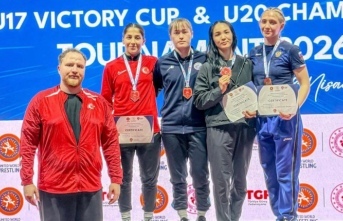 Göğsümüzü kabarttılar.