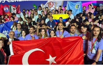 Dünya Üçüncüsü Oldular