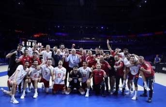 Erkek voleybolcular çeyrek finale yükseldiler